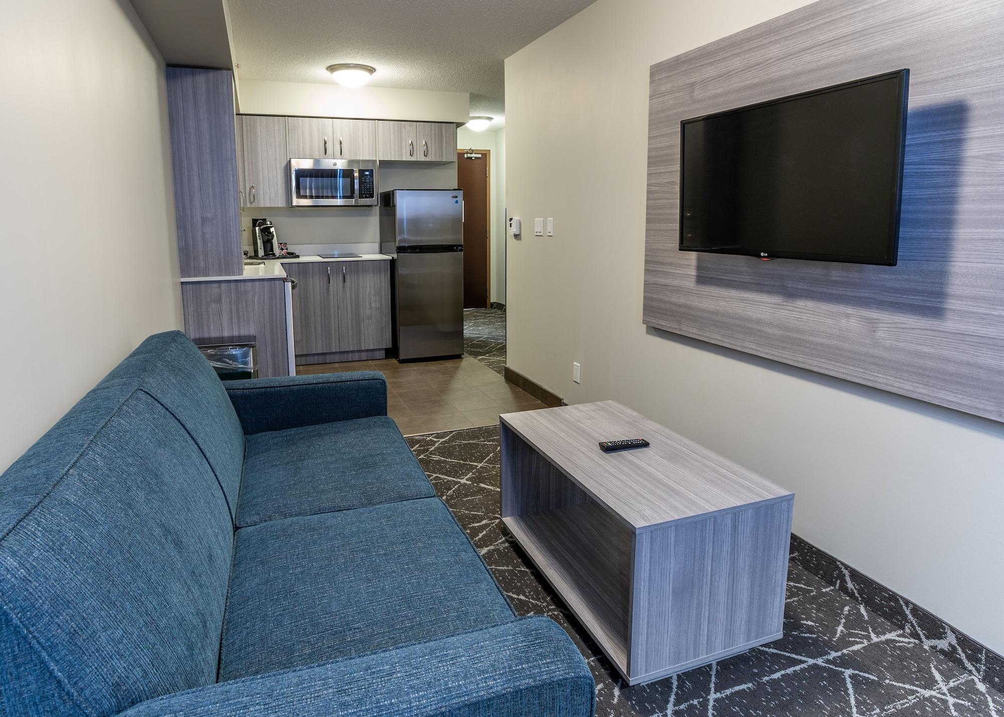 Microtel Inn & Suites By Wyndham Lloydminster Esterno foto