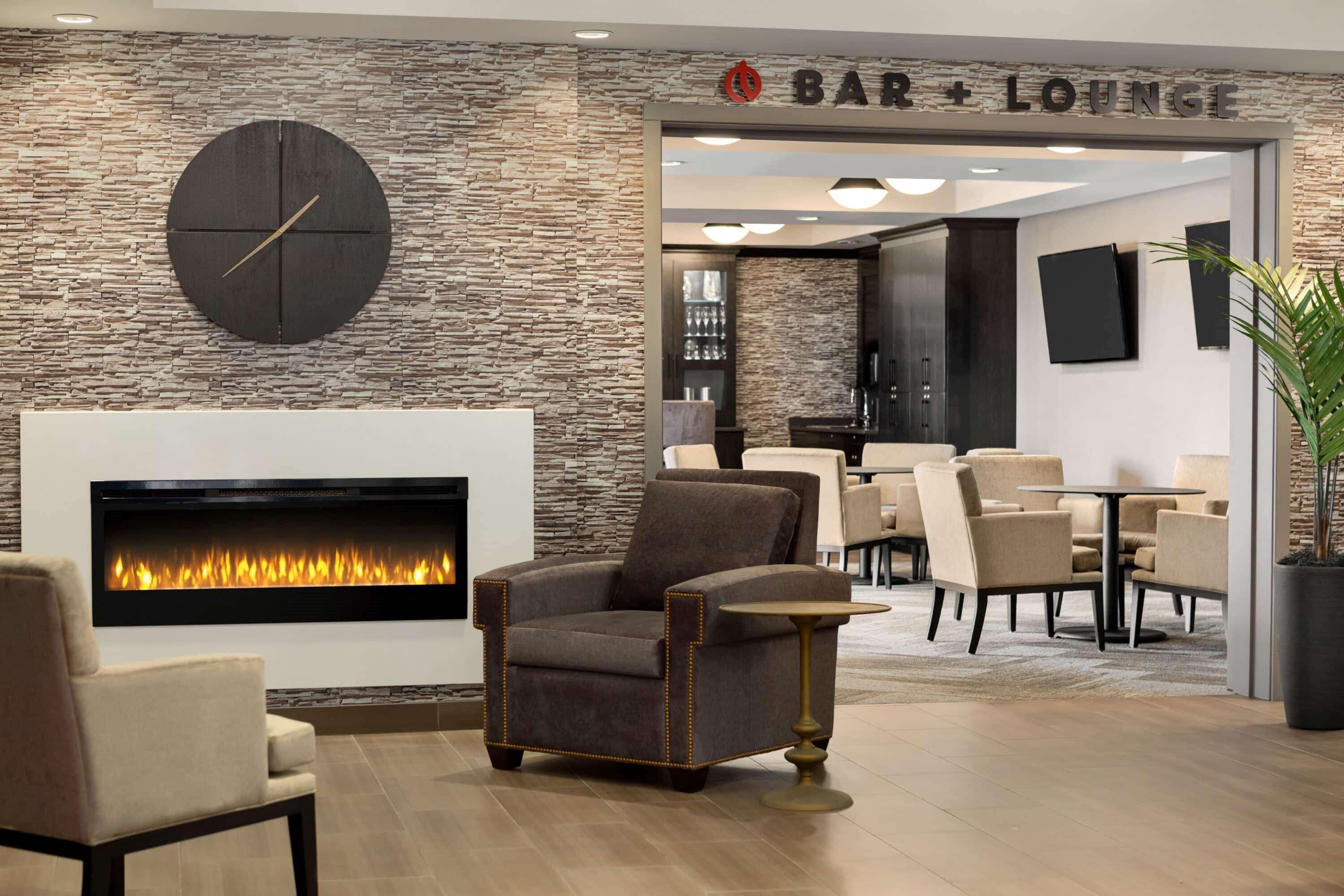 Microtel Inn & Suites By Wyndham Lloydminster Esterno foto